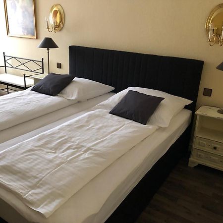 Schoekel'S Hotel Und Restaurant Elze ภายนอก รูปภาพ