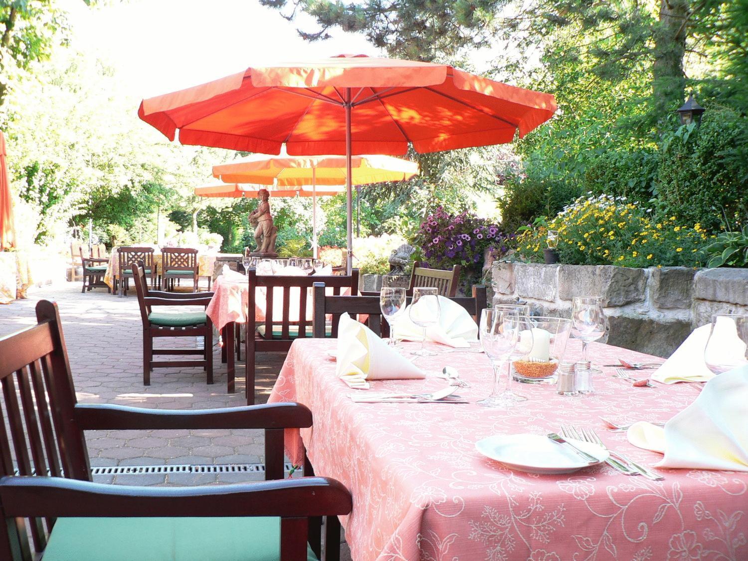 Schoekel'S Hotel Und Restaurant Elze ภายนอก รูปภาพ